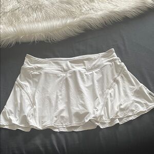 Mondetta White Mini Skirt